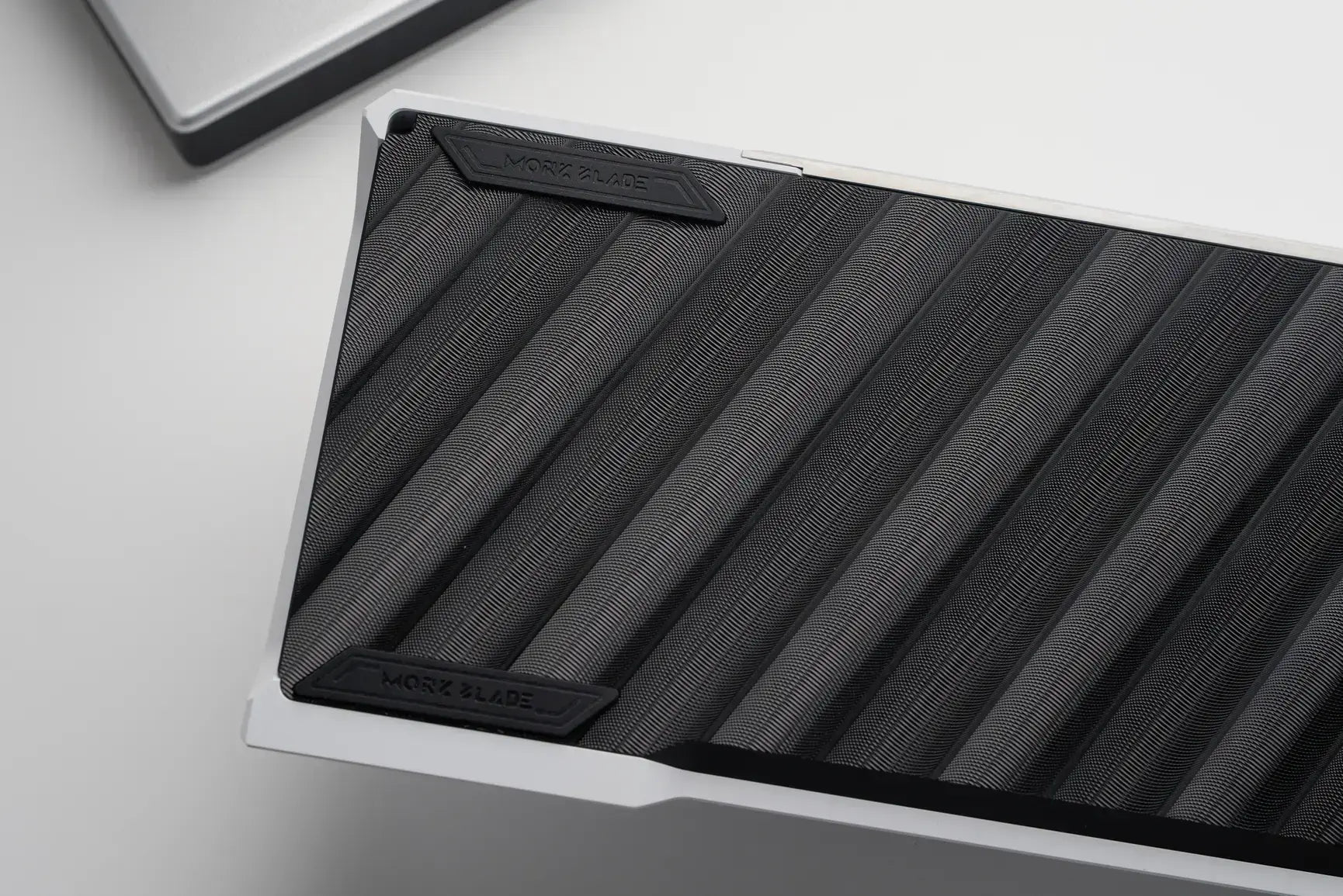 MK60 HE Keyboard - Flash Silver Morkblade