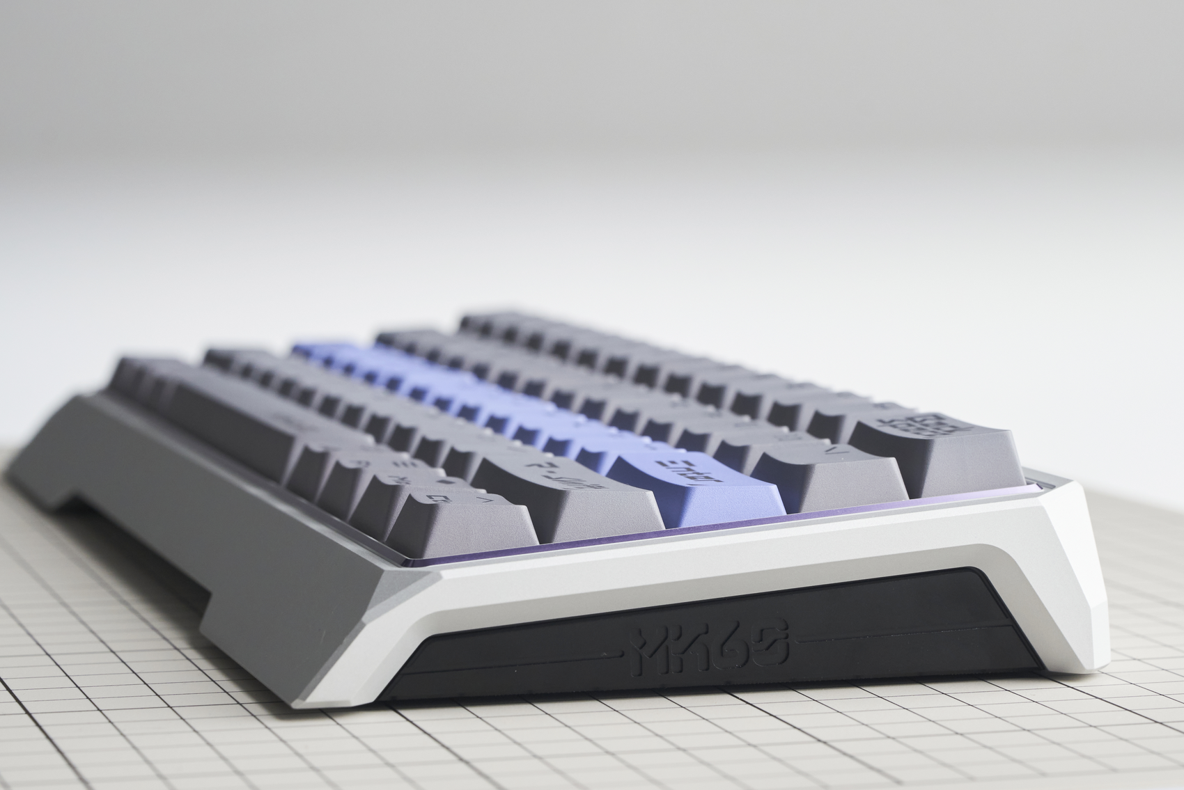 MK60 HE Keyboard - Flash Silver